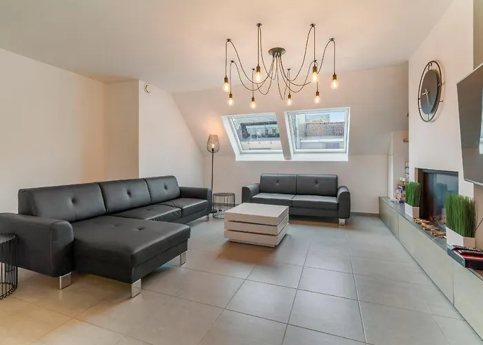 Penthouse Duplex Statler